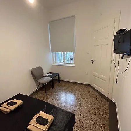 La Famiglia Apartment *