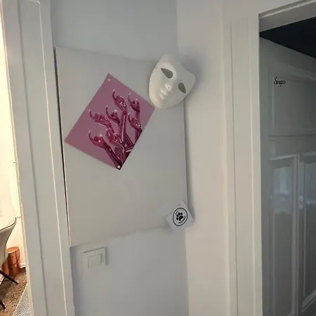 La Famiglia Apartment